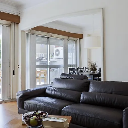 Downtown With Terrace - 4 Bedrooms *