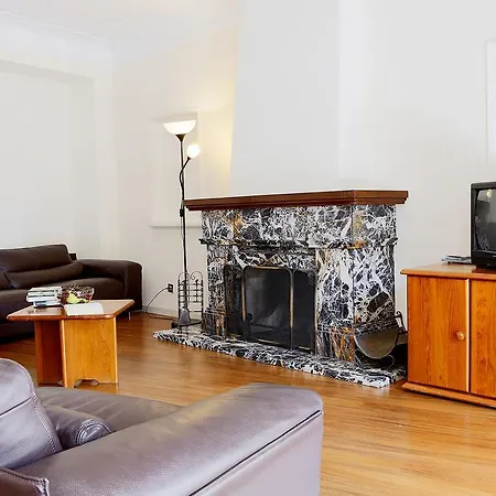 Downtown With Terrace - 4 Bedrooms Apartment *